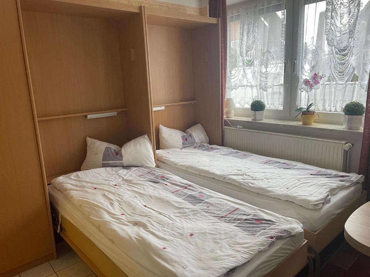 Ferienwohnung Haus Mariechen Hooksiel Exterior foto